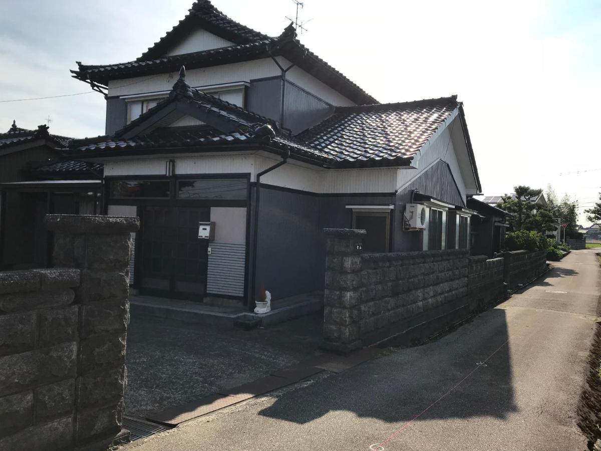 Relaxing House De Akemi Bed & Breakfast Imizu Exterior photo